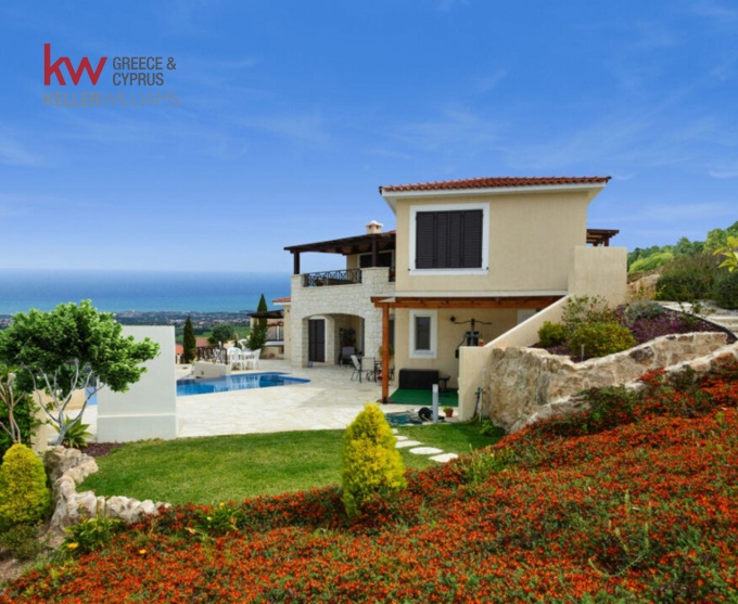 3 Bedroom Villa For Sale in Tala