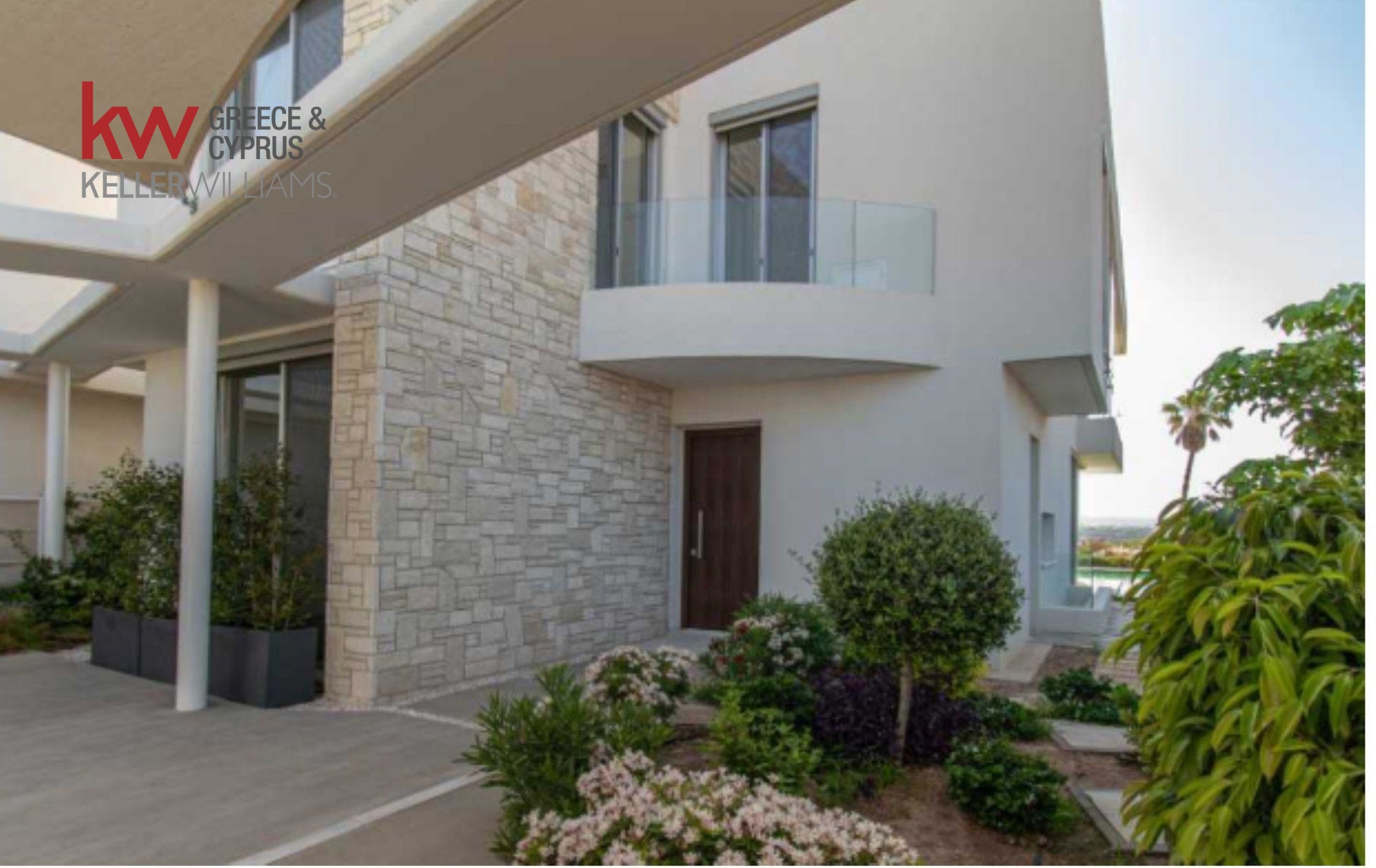 7 Bedrooms Detached house For Sale in Peyia