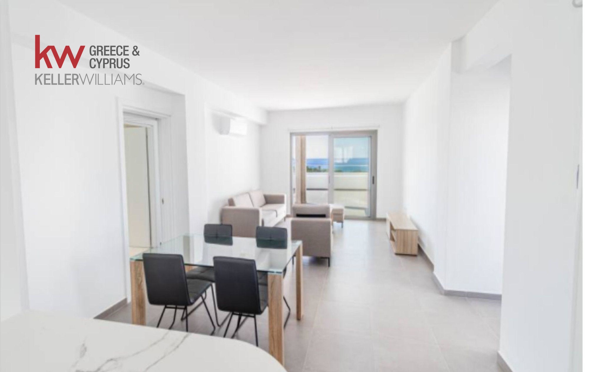 2 Bedroom Apartment For sale in Peyia /Coral Bay