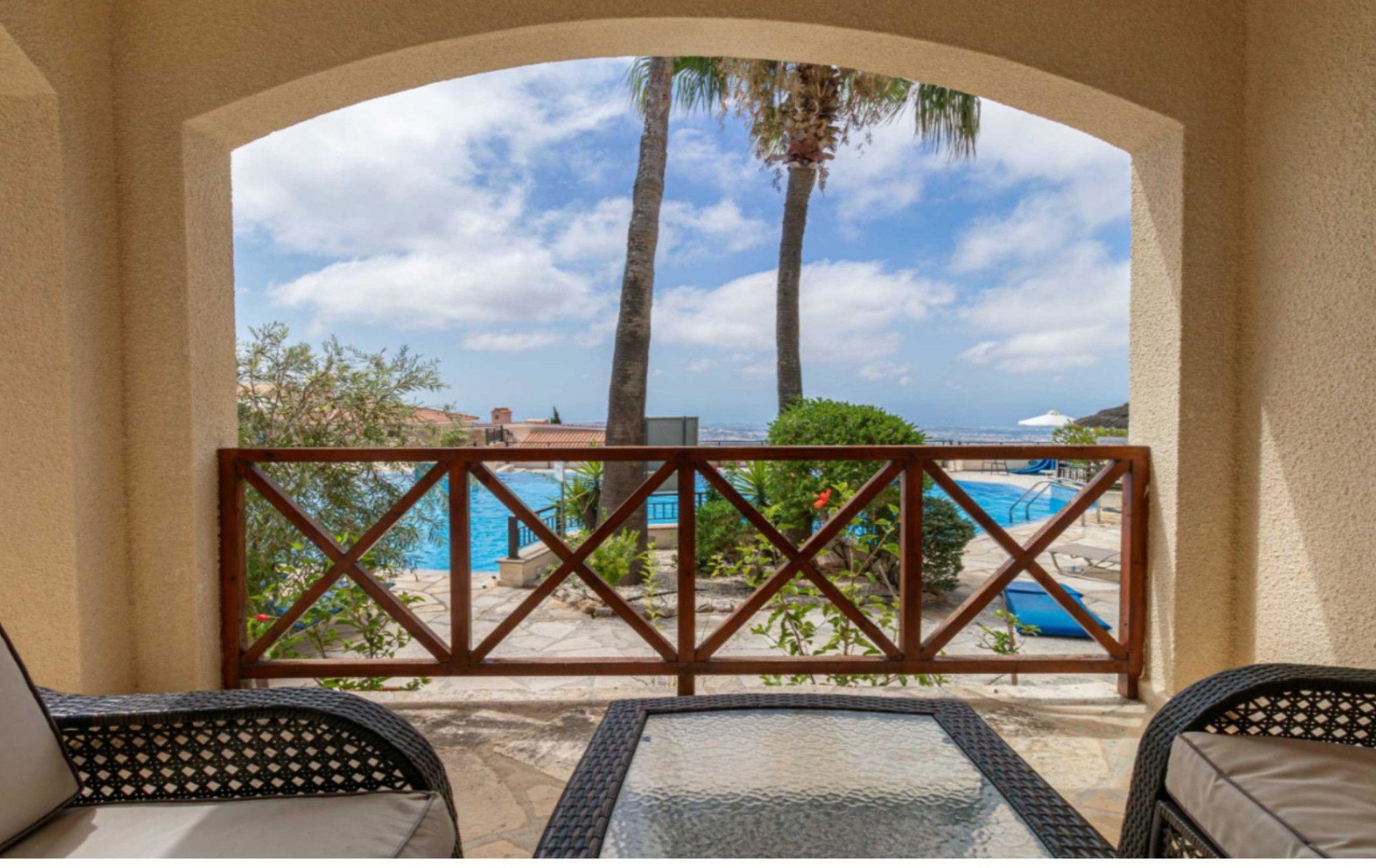 2 Bedroom Apartment For Sale in Tsada