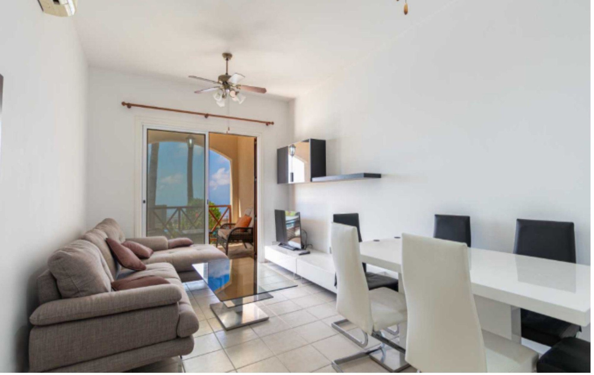 2 Bedroom Apartment For Sale in Tsada