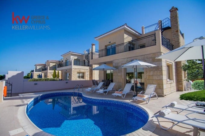 3 Bedroom Villa For Sale in Prodromi