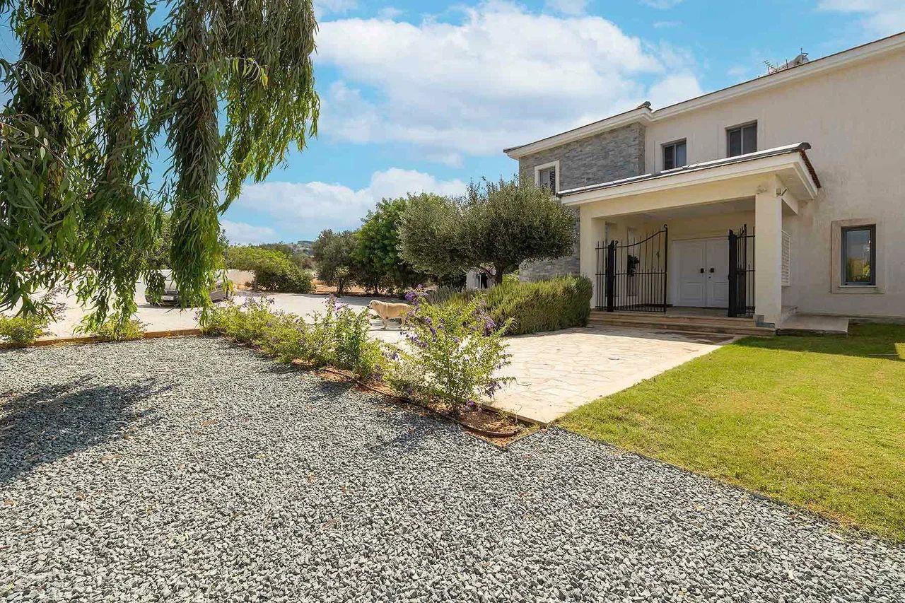 For sale, Konia, Villa 450 sqr.m.