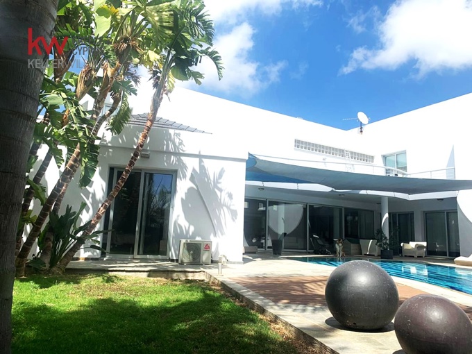 For sale, Pafos City, Villa 375 sqr.m.