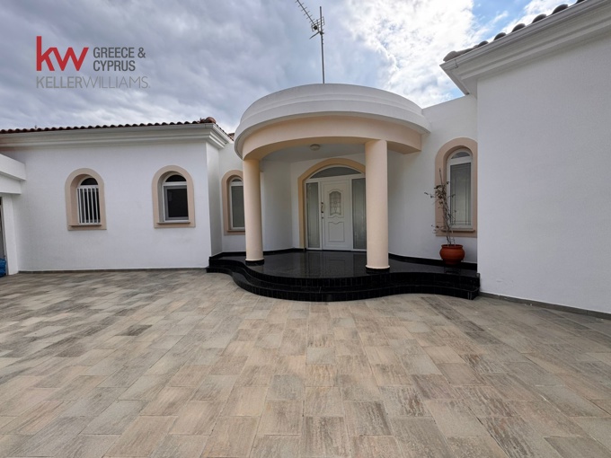 For sale, Tala, Villa 615 sqr.m.