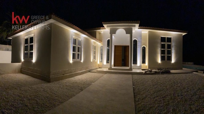 3 Bedroom Villa for Sale in Armou, Paphos