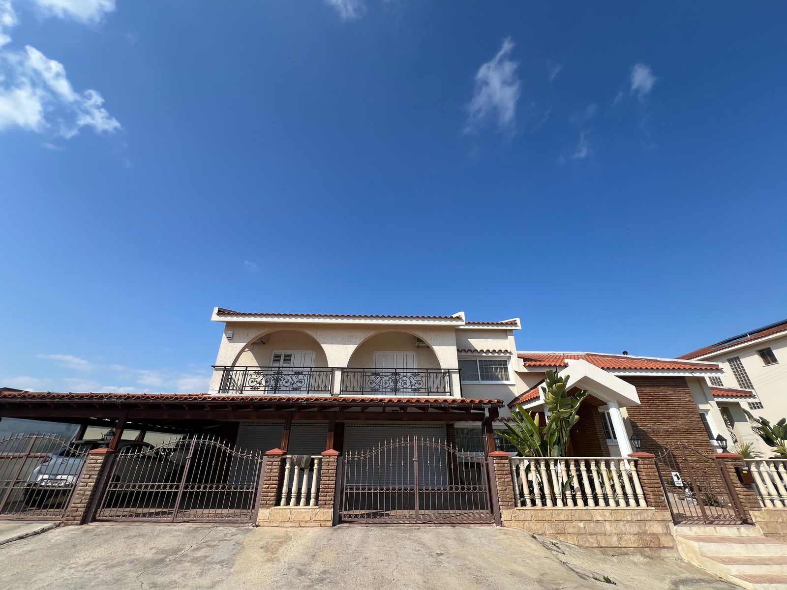 For sale, Kiti, Detached house 380 sqr.m.