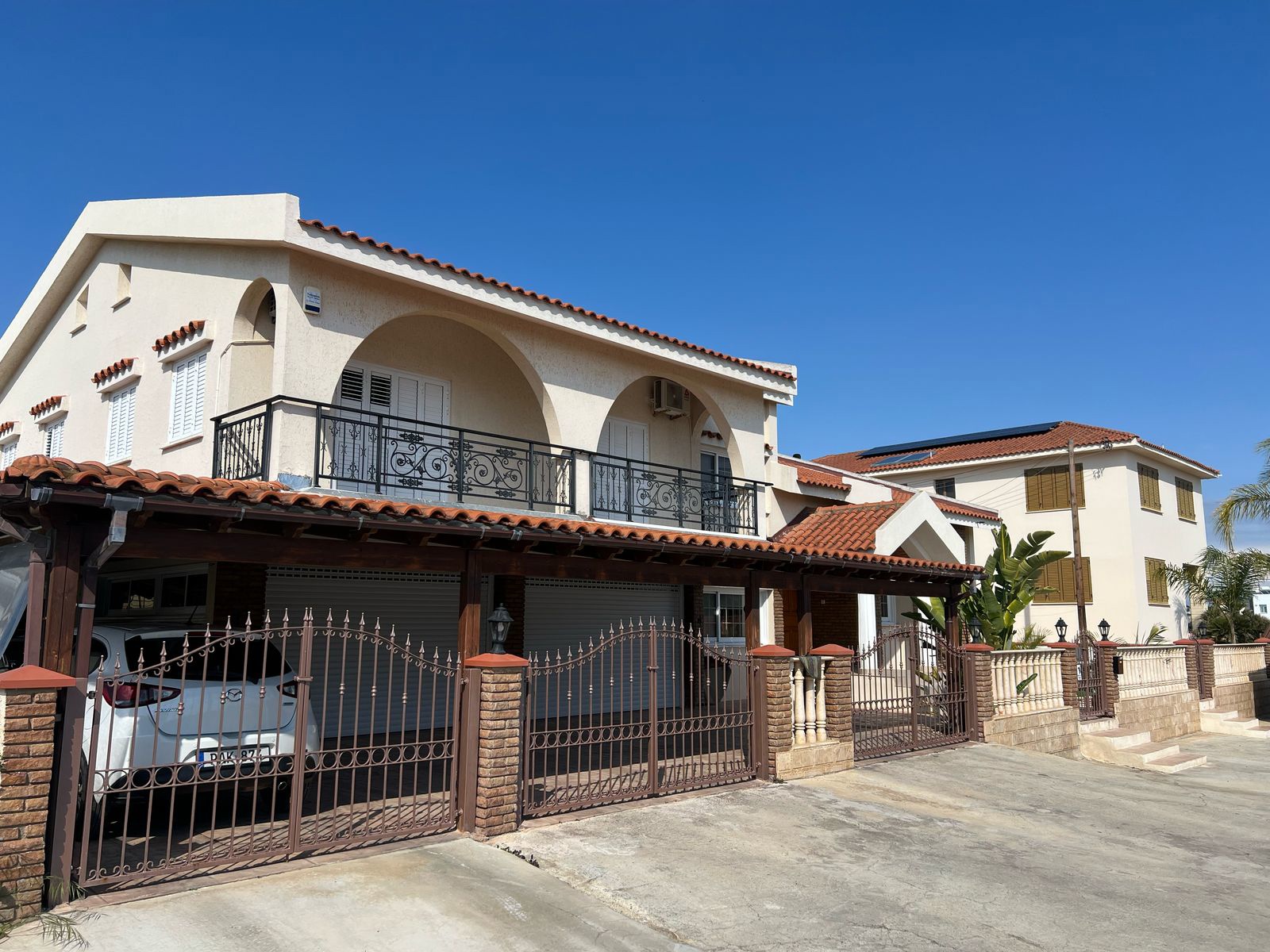 For sale, Kiti, Detached house 380 sqr.m.