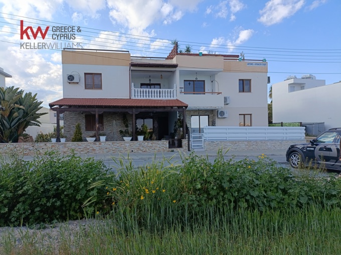 For sale, Livadia, Apartment 96 sqr.m.