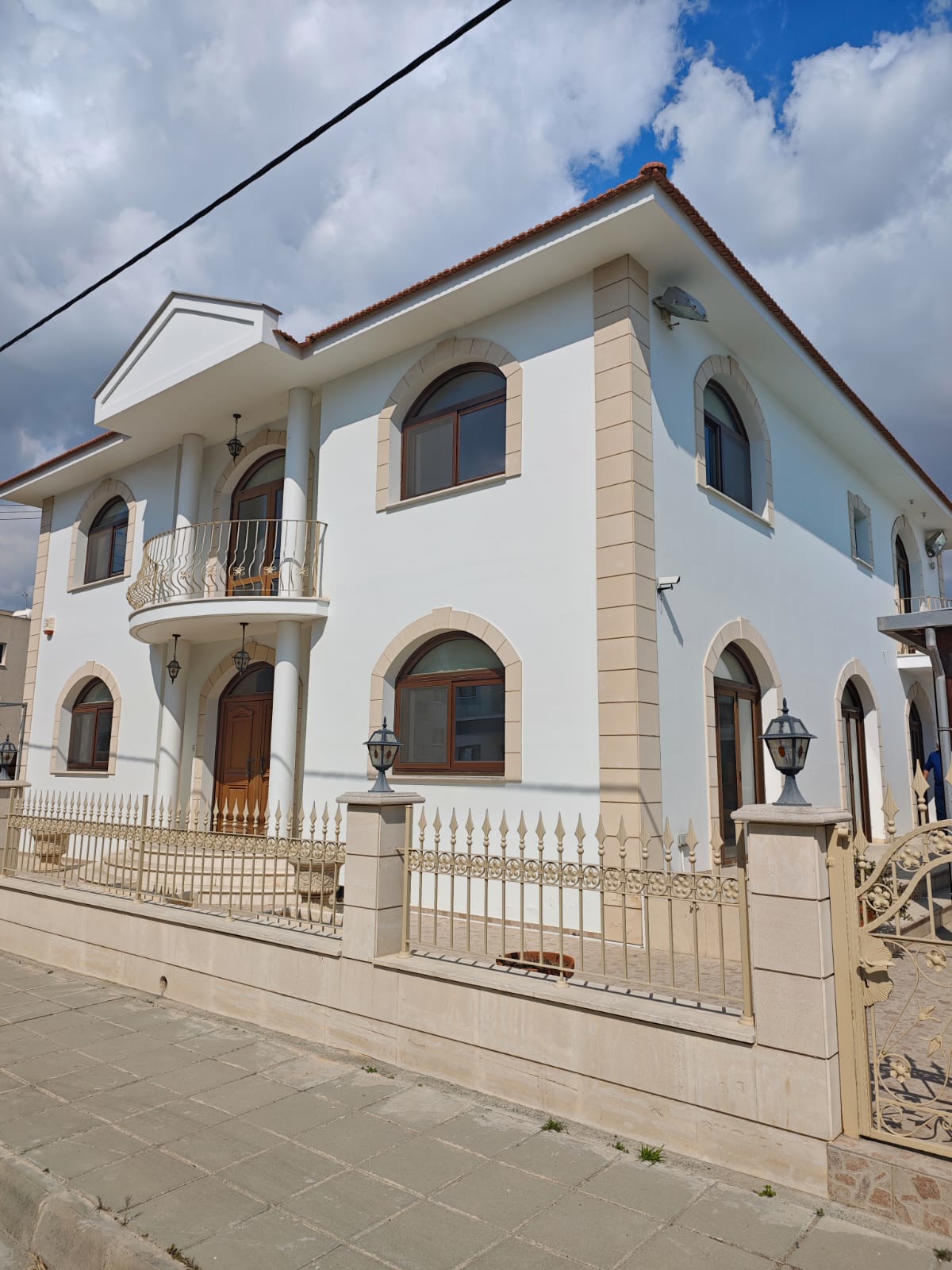 For sale, Leivadia, Detached house 410 sqr.m.