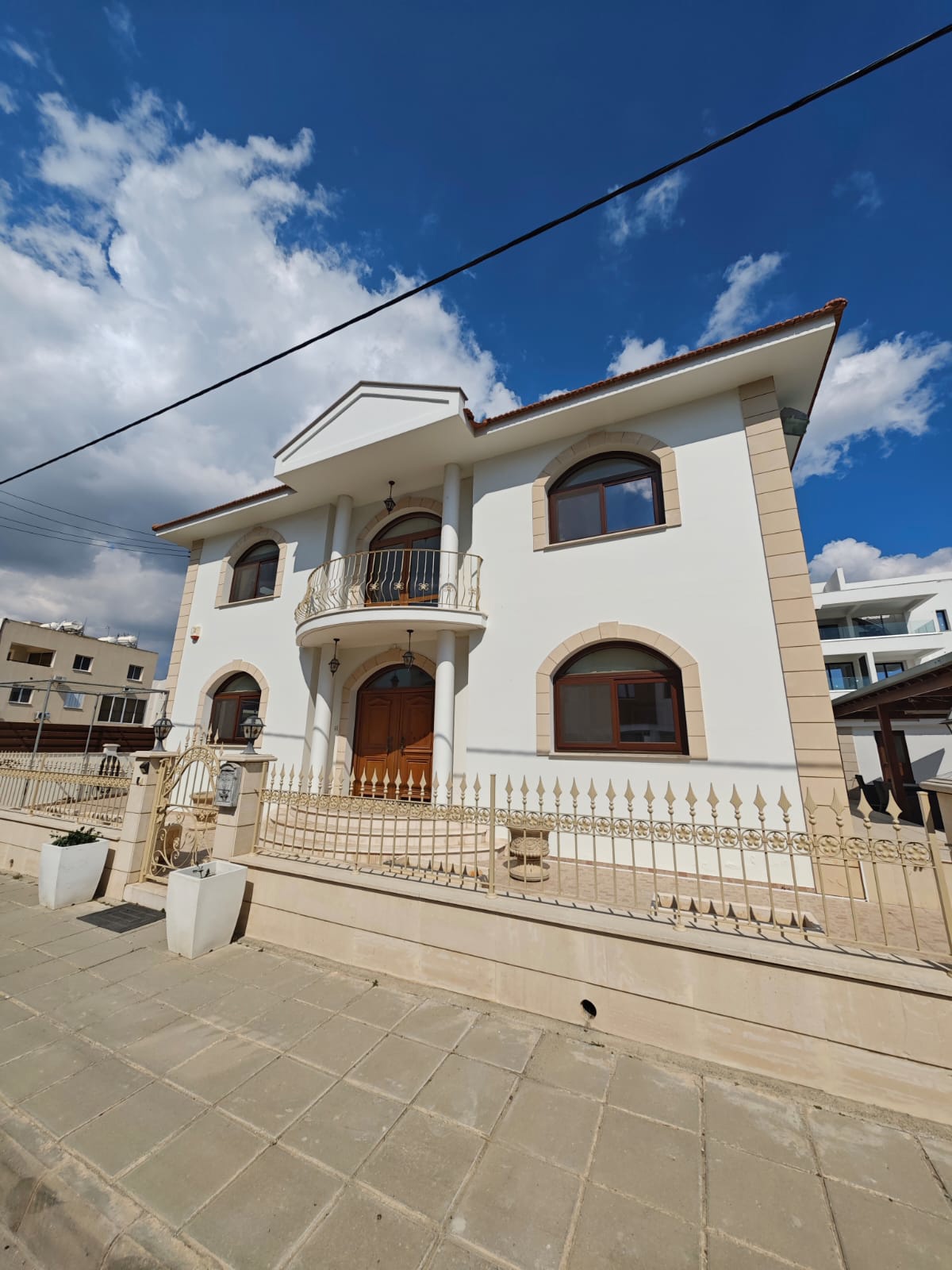 For sale, Leivadia, Detached house 410 sqr.m.