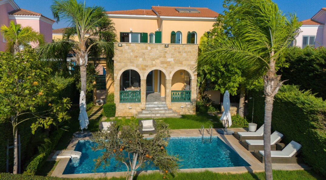 Luxurious Five Bedroom Villa in Limassol Marina