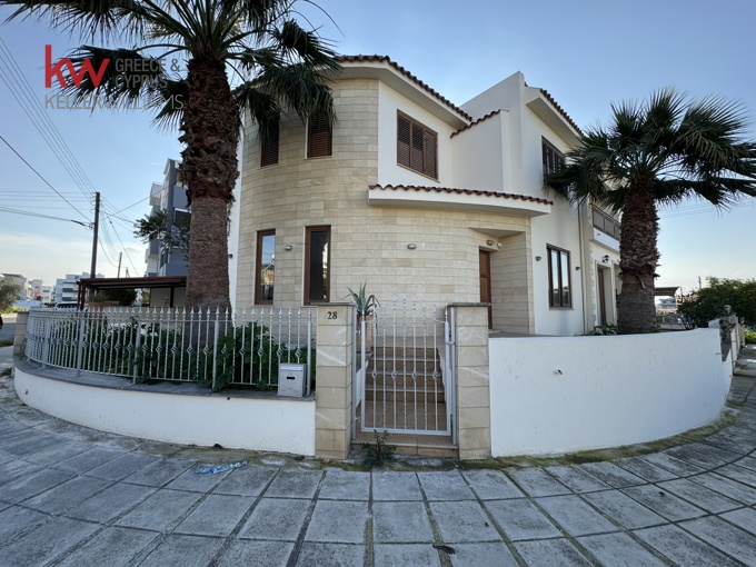 For sale, Strovolos, Semi-detached 303 sqr.m.