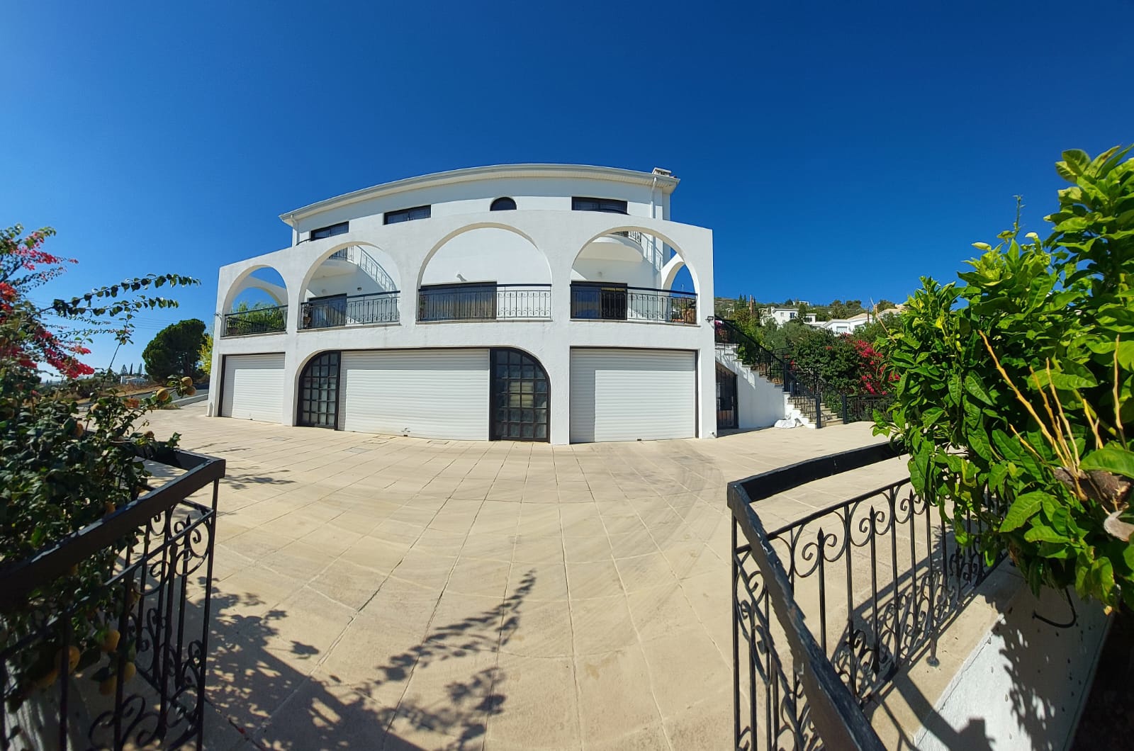 5 Bedroom Villa for Sale in Tala, Paphos