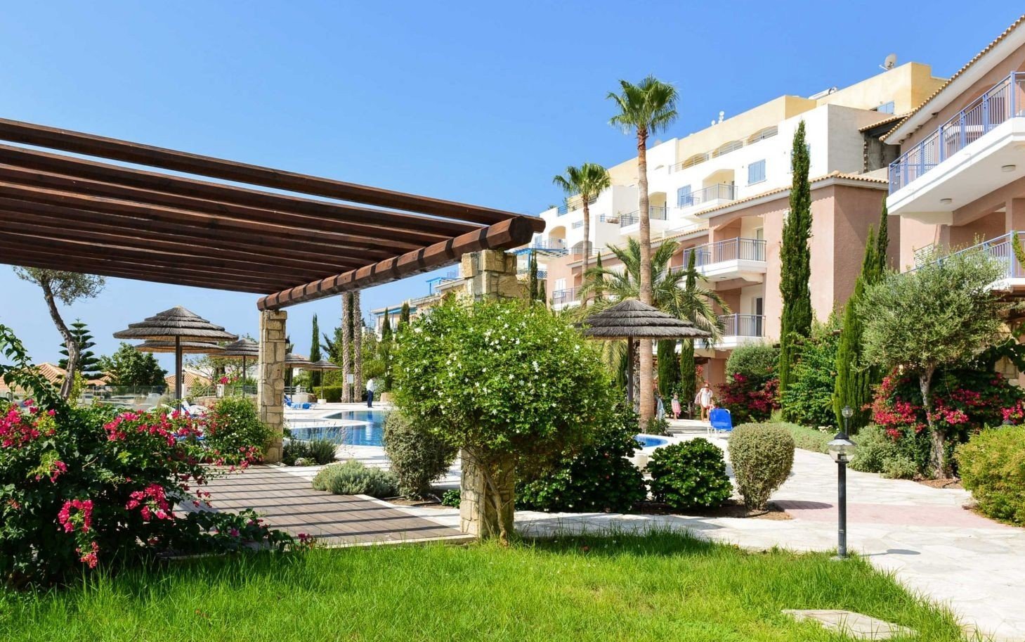 2 Bedroom Apartment For Sale in Geroskipou, Paphos