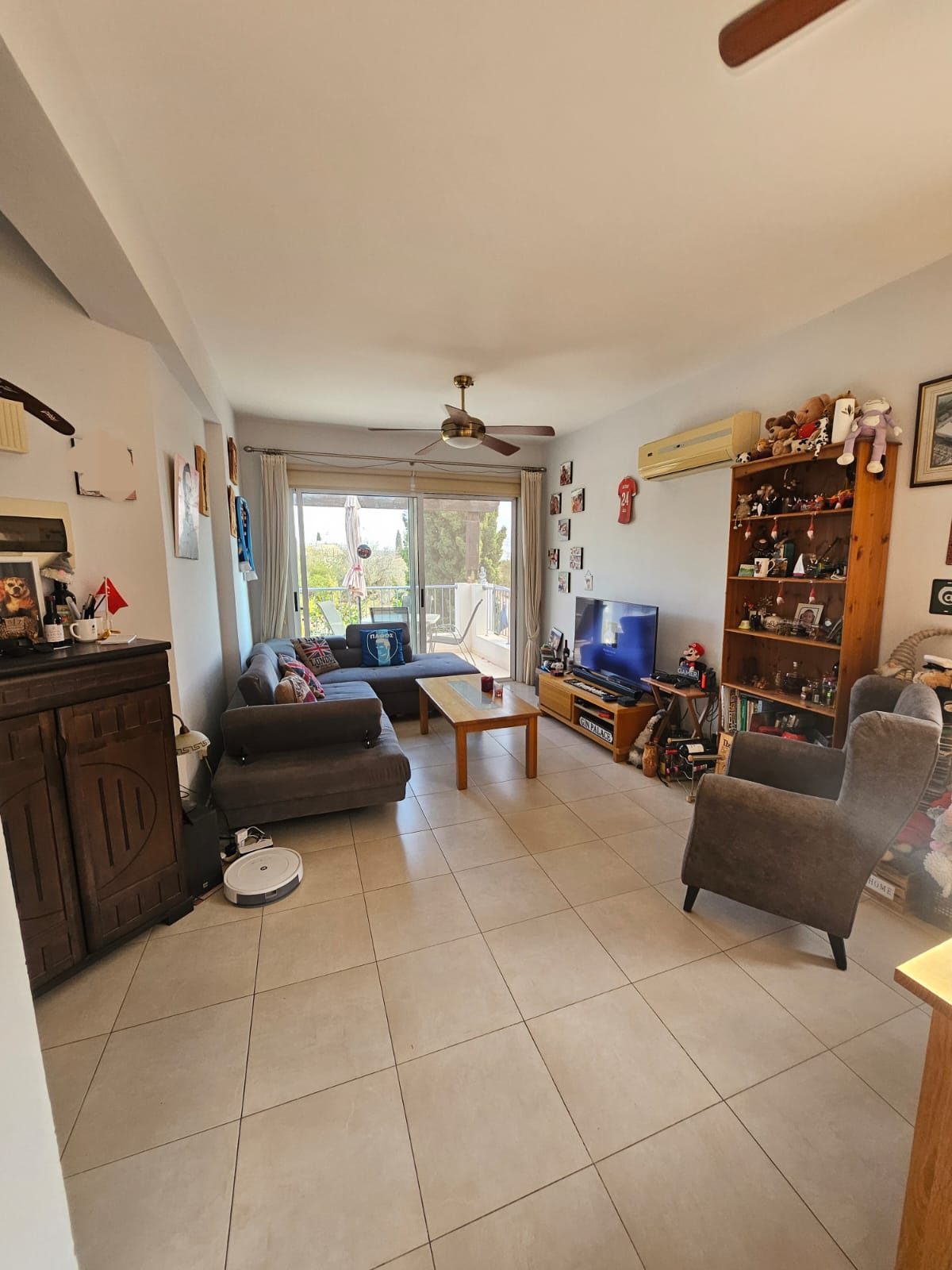 2 Bedroom Apartment For Sale in Pegeia