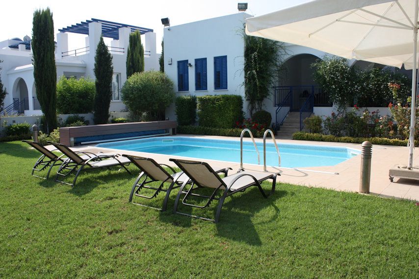 7 Bedroom Villa for Sale in Latchi