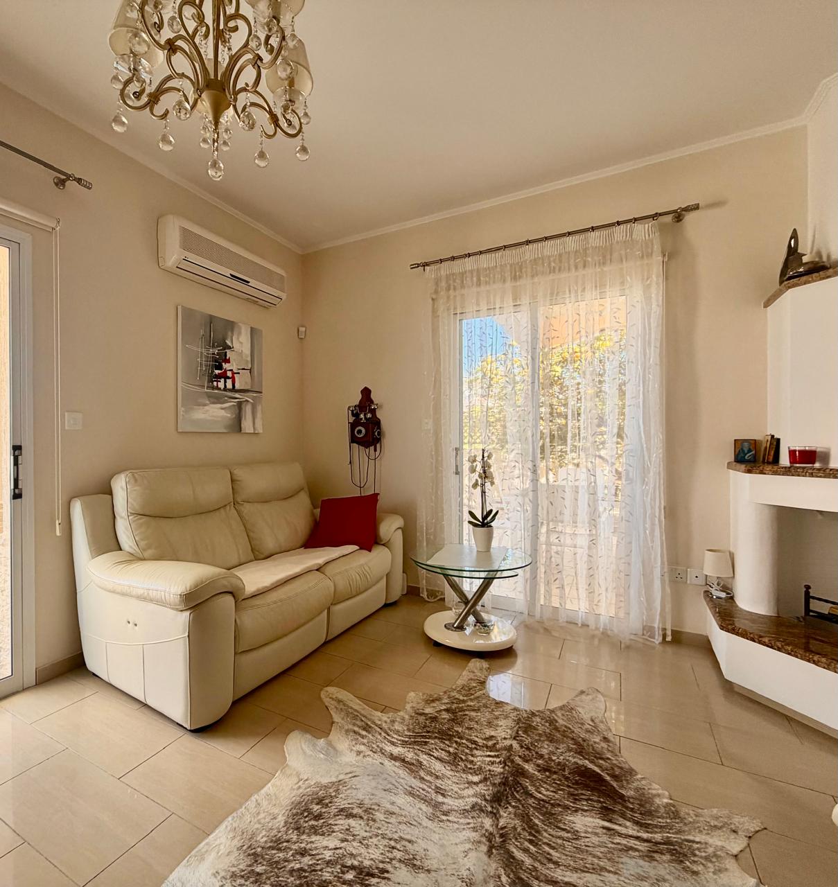2 Bedroom Detached Villa For Sale in Pegeia