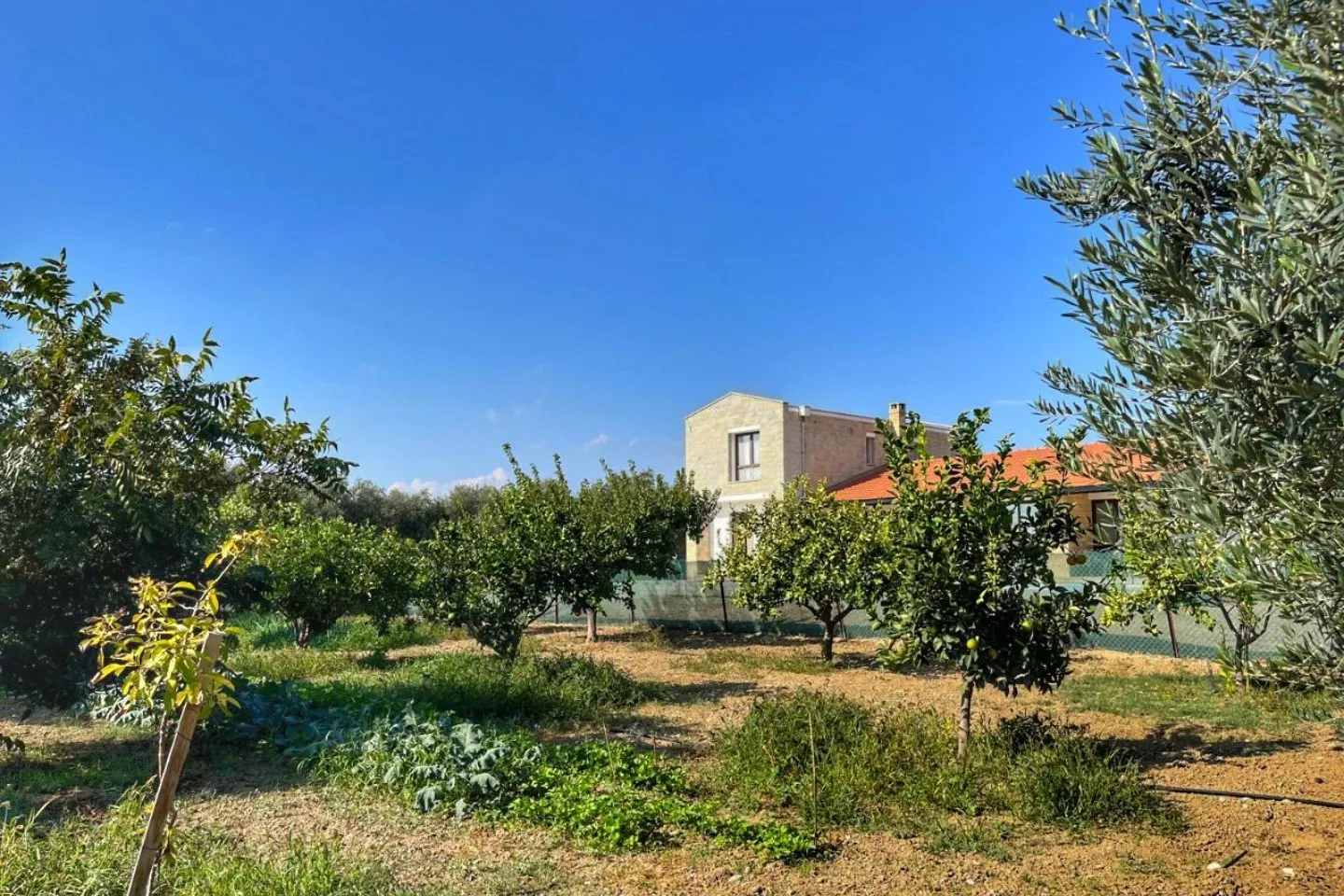 3 Bedroom Detached Villa for Sale in Maroni