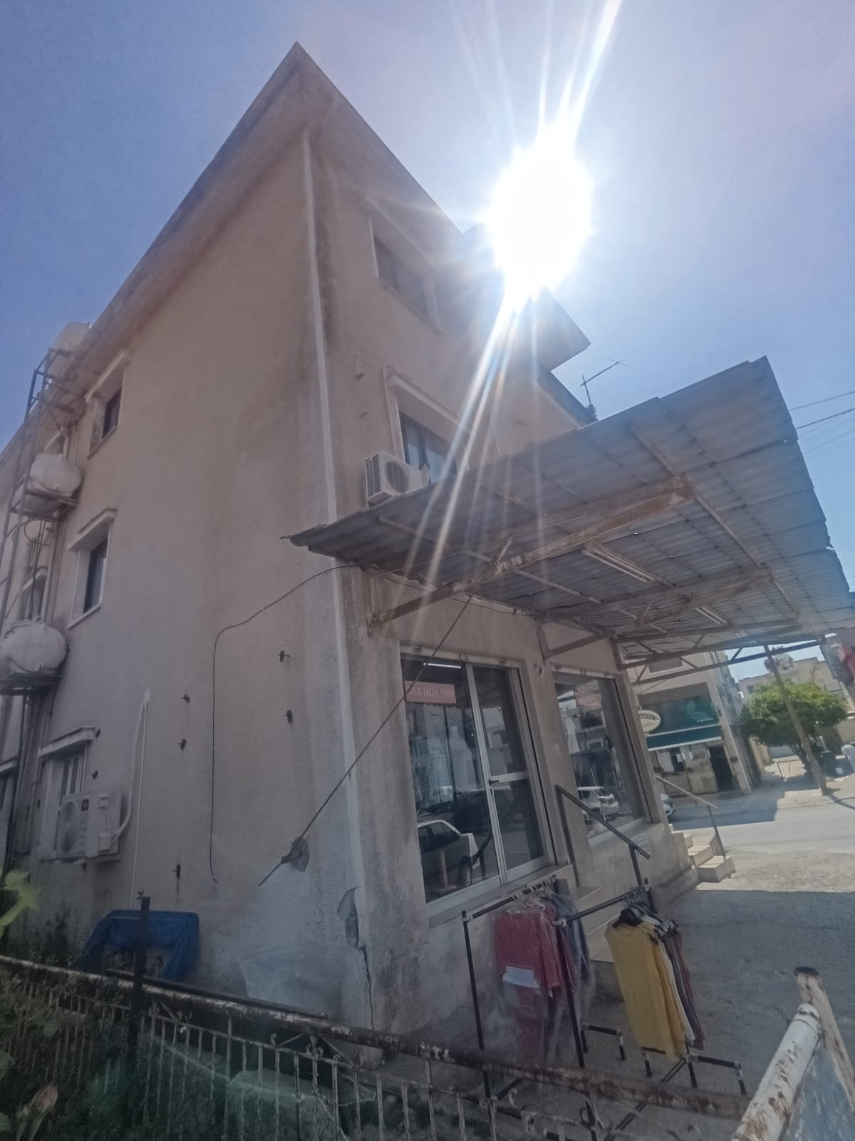 Residential building for Sale
