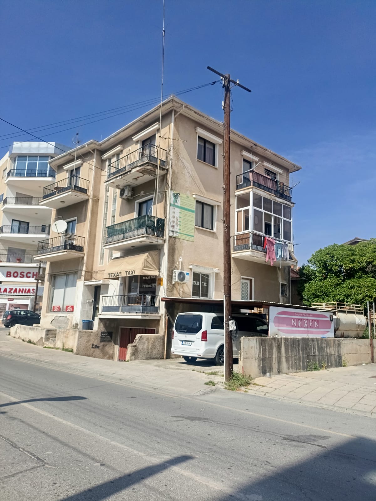 Residential building for Sale