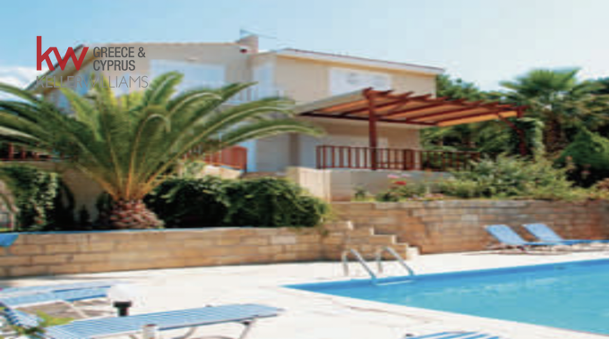 Detached Villa for Sale in Coral Bay