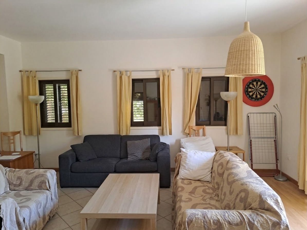 4 Bedroom House for Sale in Aradippou