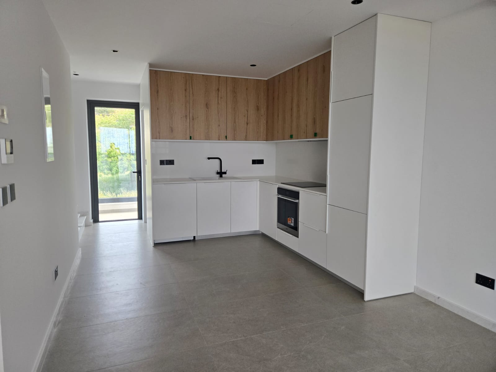 2 Bedrooms Town House for Sale in Geroskipou
