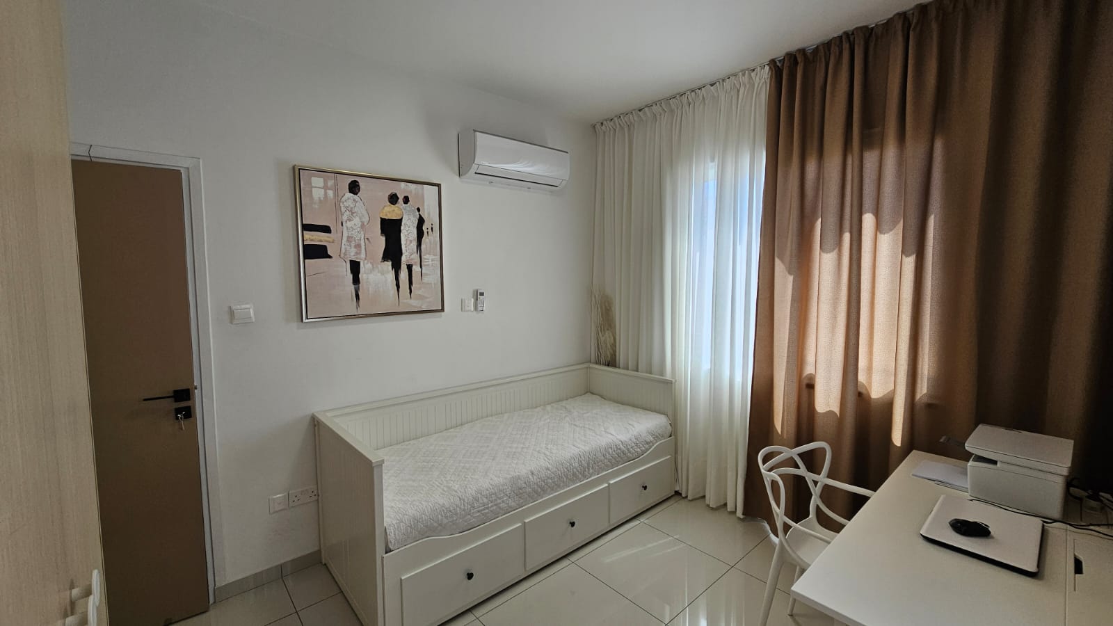 2 Bedrooms Apartment For Sale in Universal