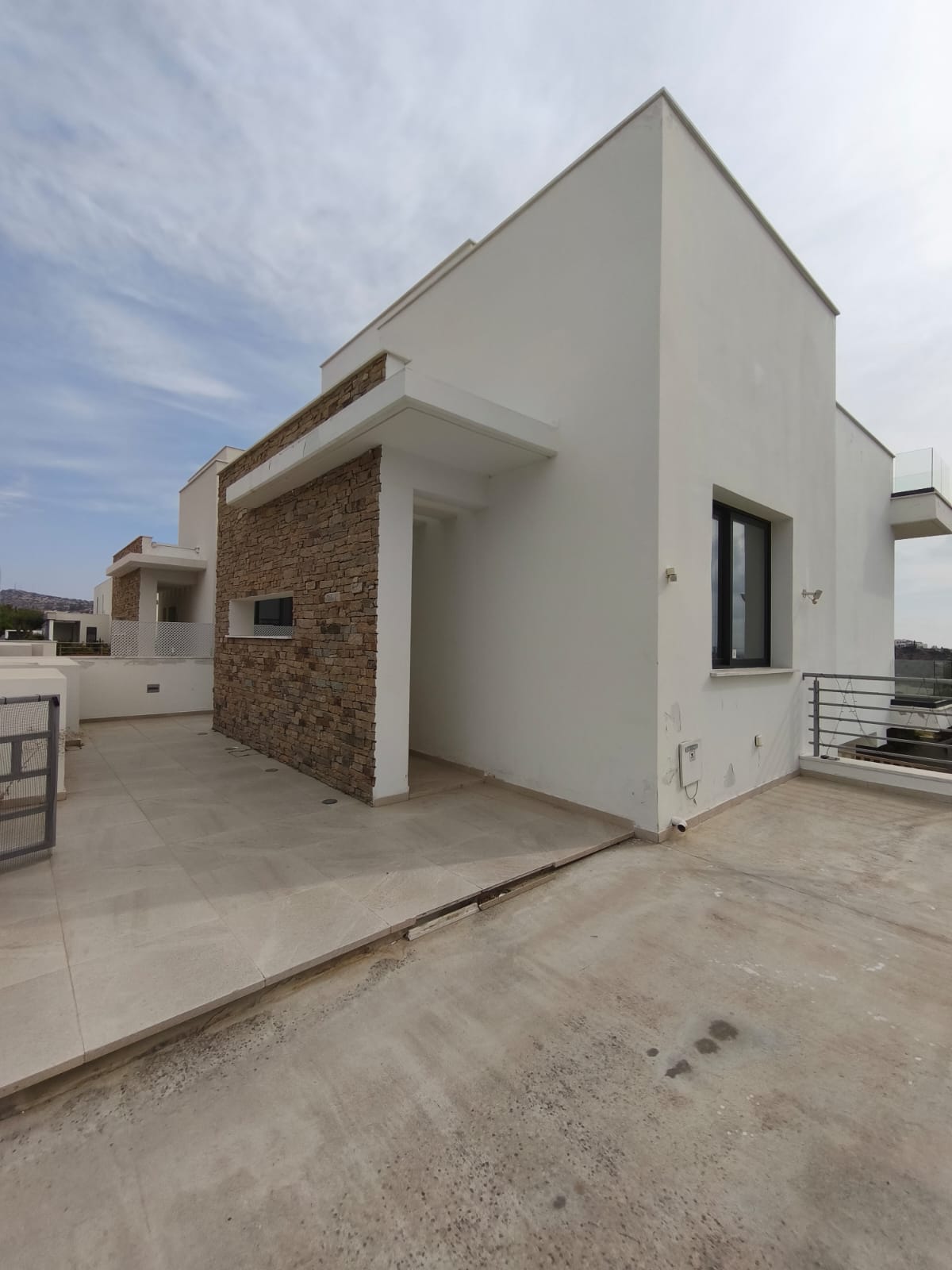 3 Bedroom House - For Sale