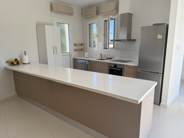 3 bedroom Bungalow for Sale in Chloraka, Paphos