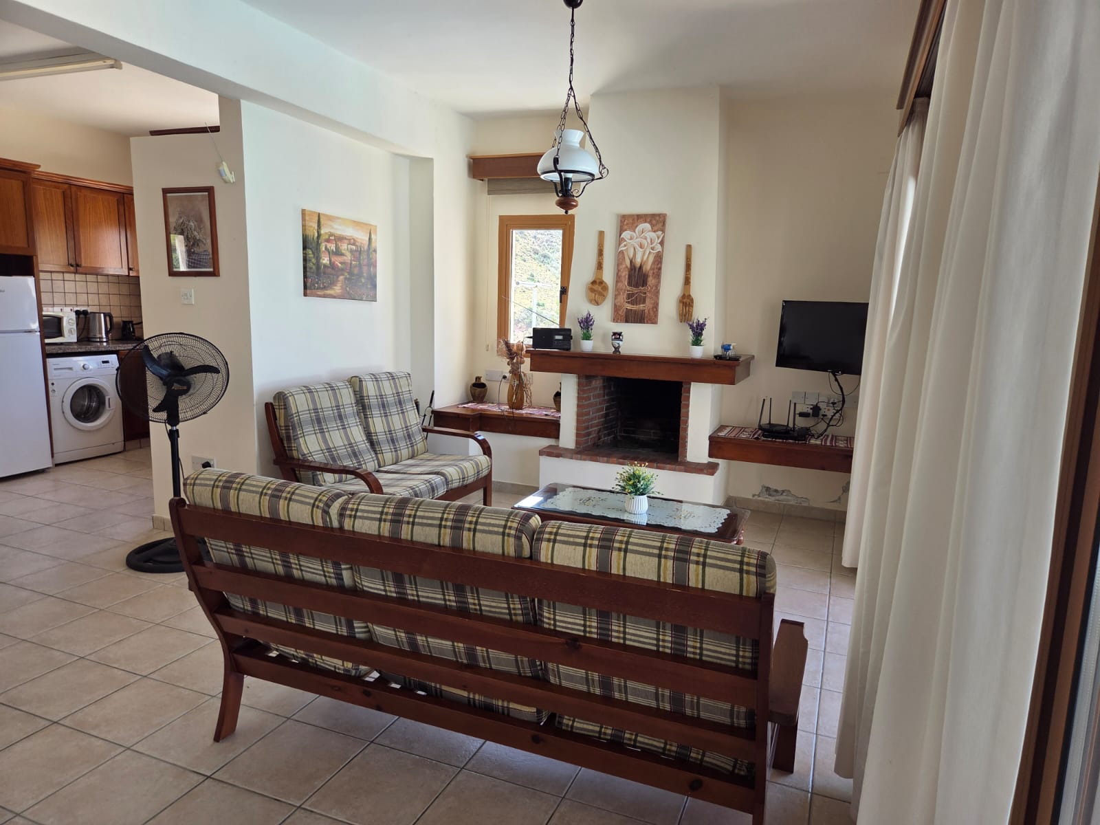 3 Bedroom House for Sale in Peyia, Paphos