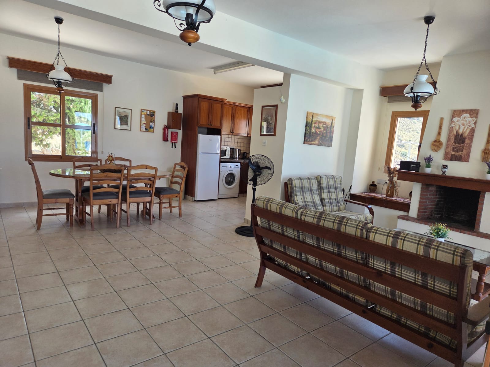 3 Bedroom House for Sale in Peyia, Paphos