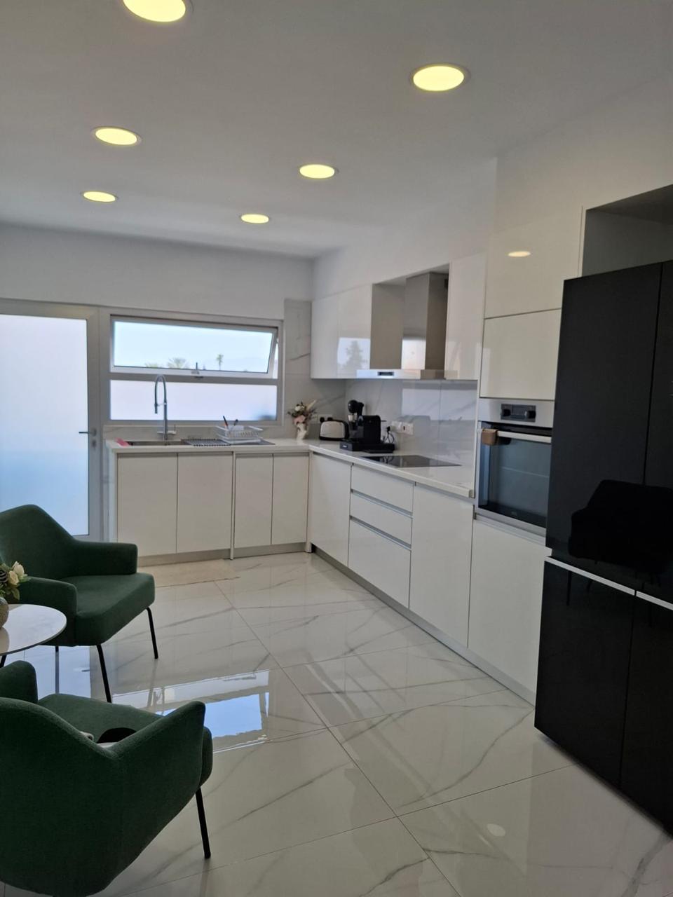 APARTMENT 3 BED IN STROVOLOS