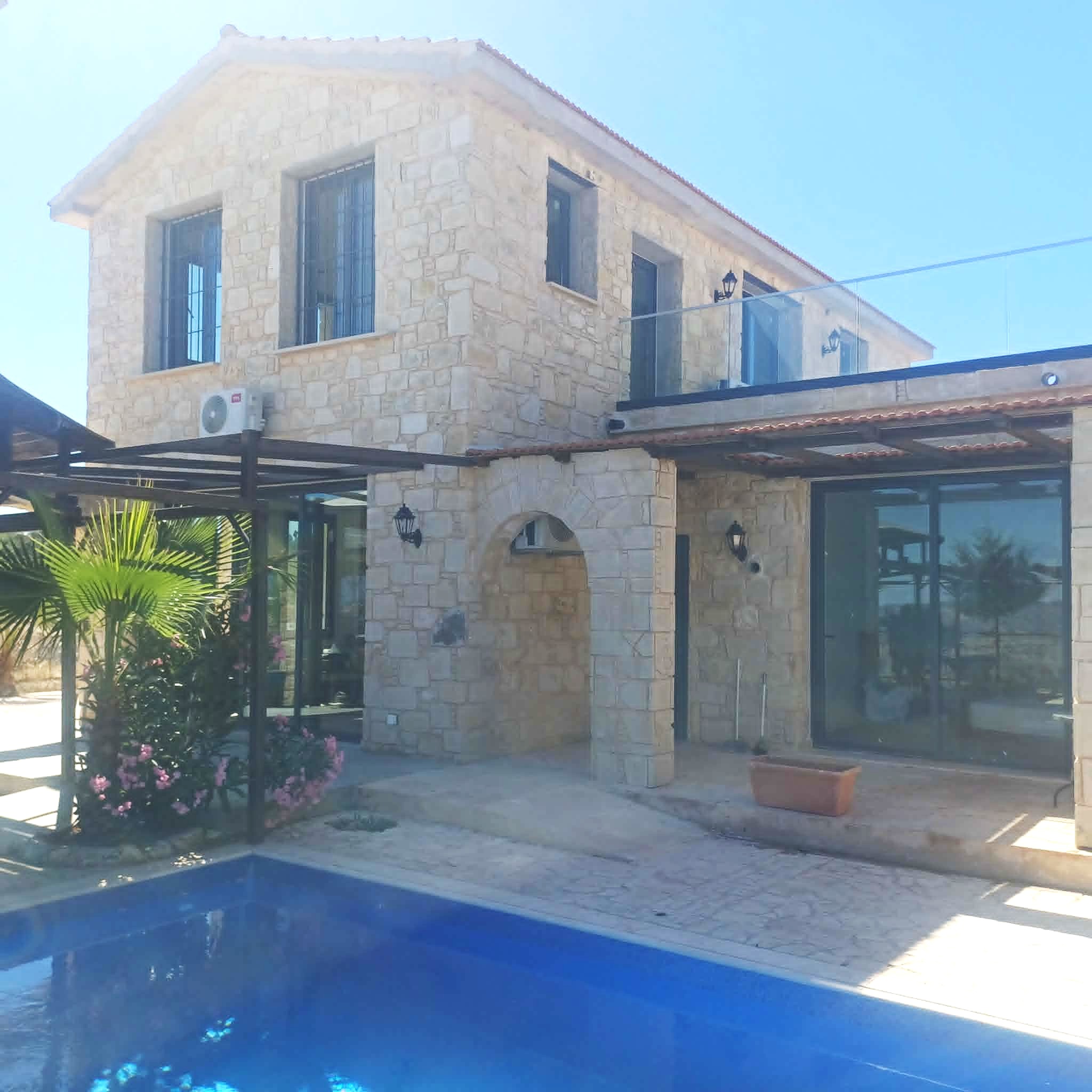 6- Bedroom Villa for Sale in Lasa Village , Paphos