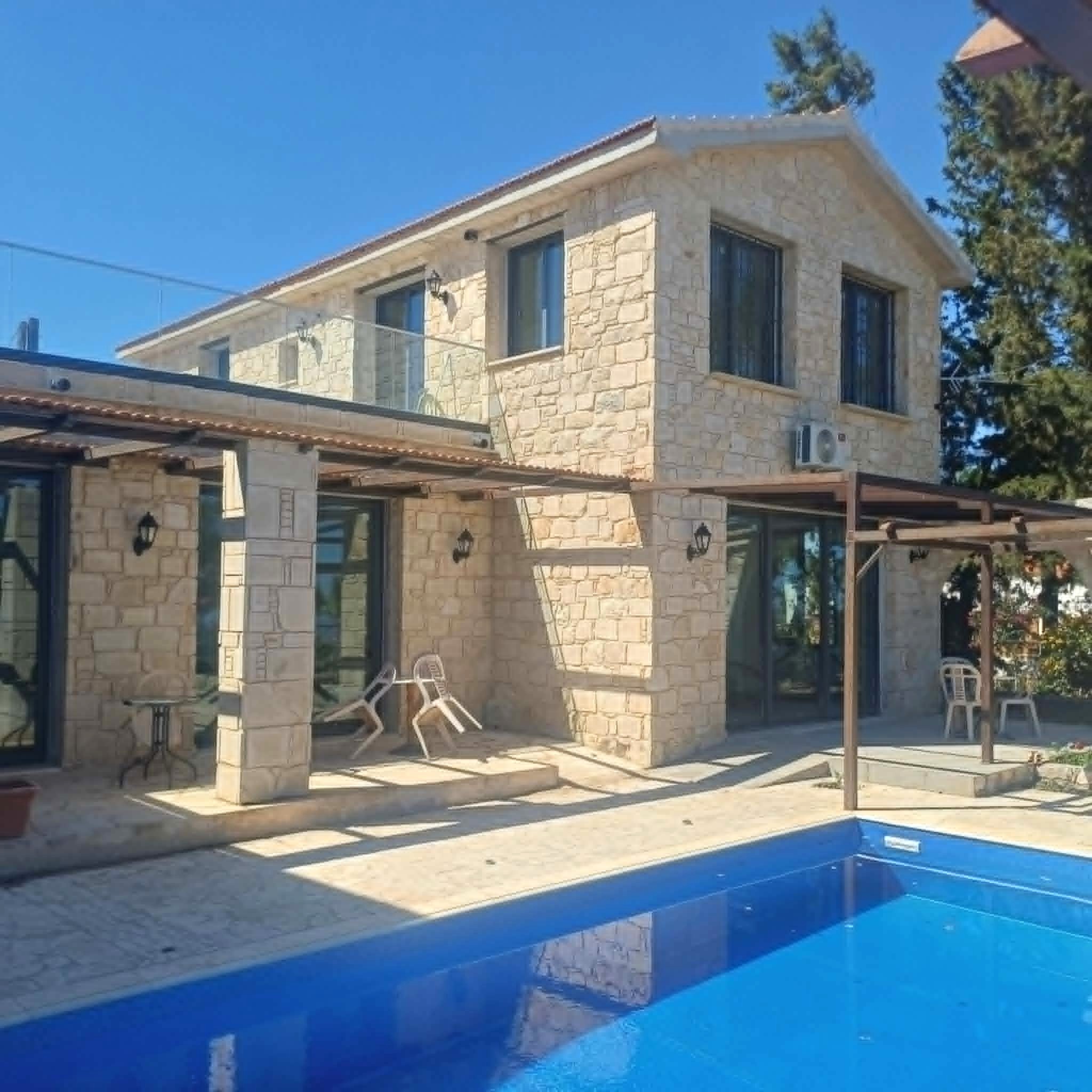 6- Bedroom Villa for Sale in Lasa Village , Paphos