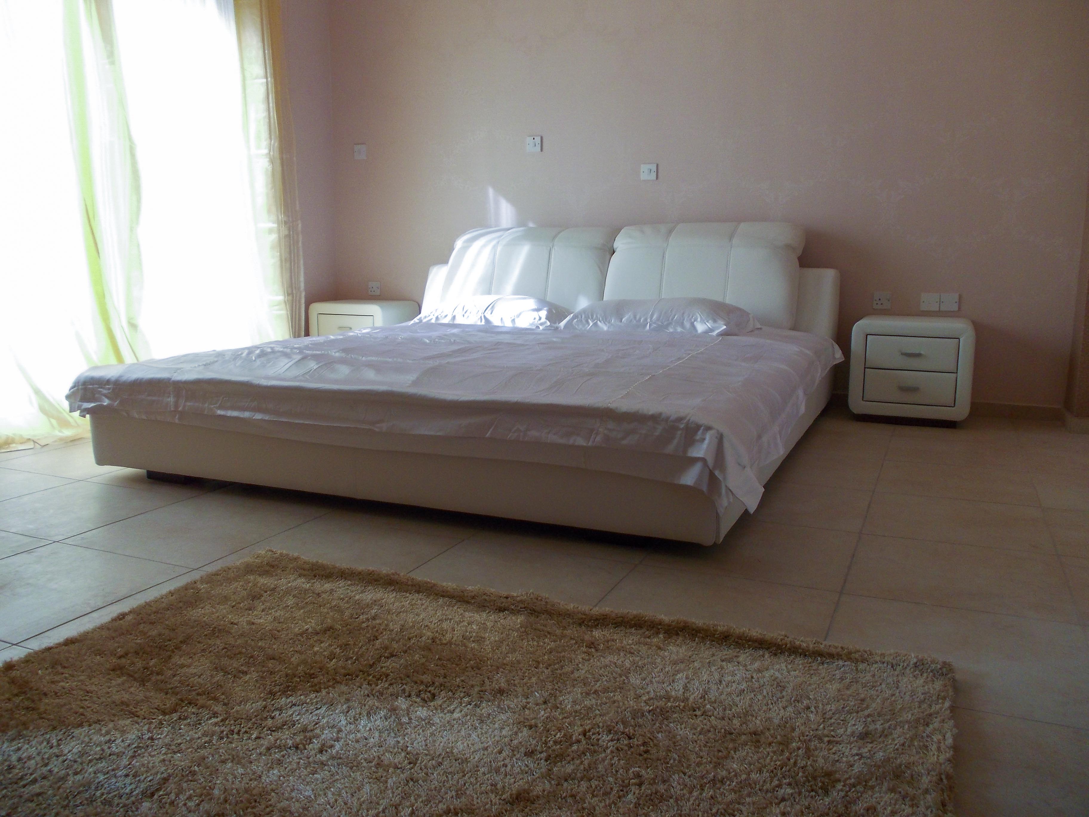 Spacious 3-Bedroom House in Germasogeia