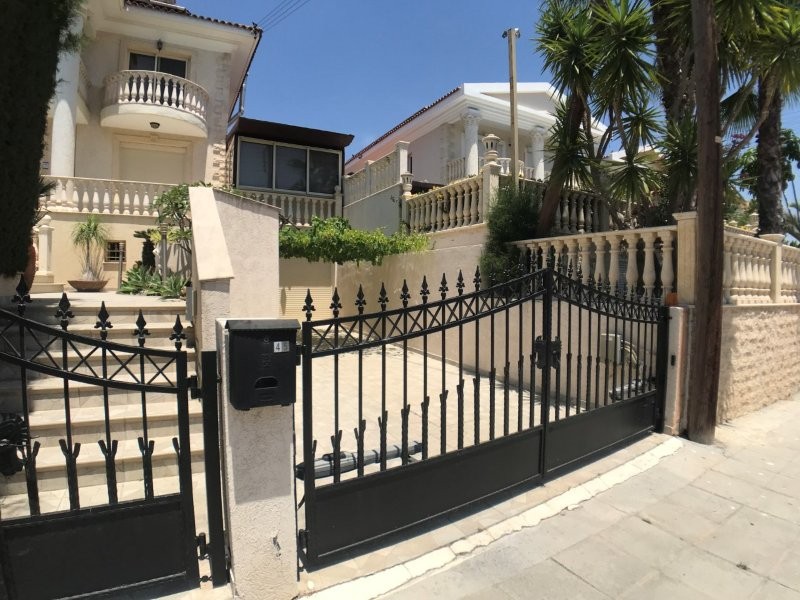5-Bedroom Residence in Germasogeia