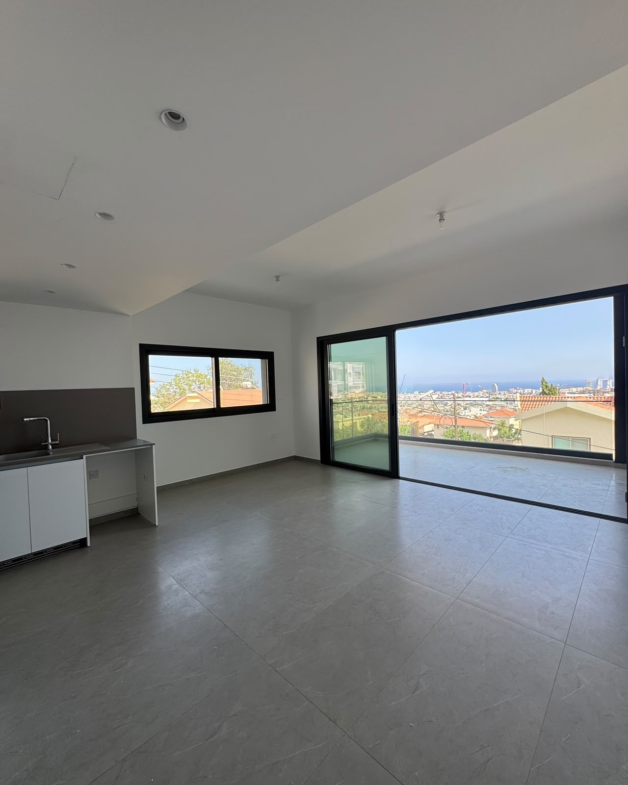 2 Bedroom Apartment, Agios Athanasios, Limassol