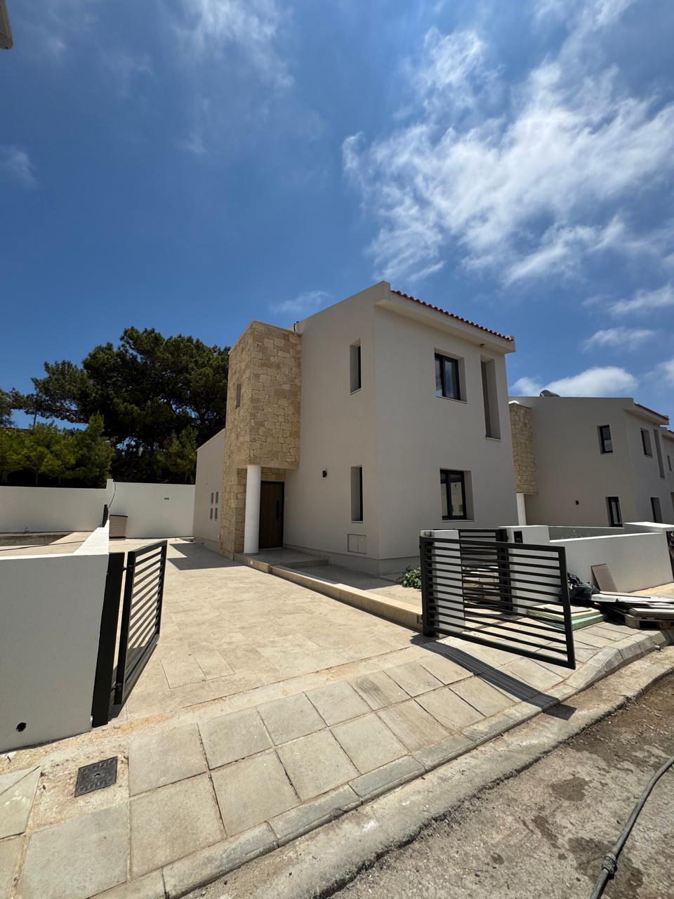 2 Bedroom House, Pissouri, Limassol