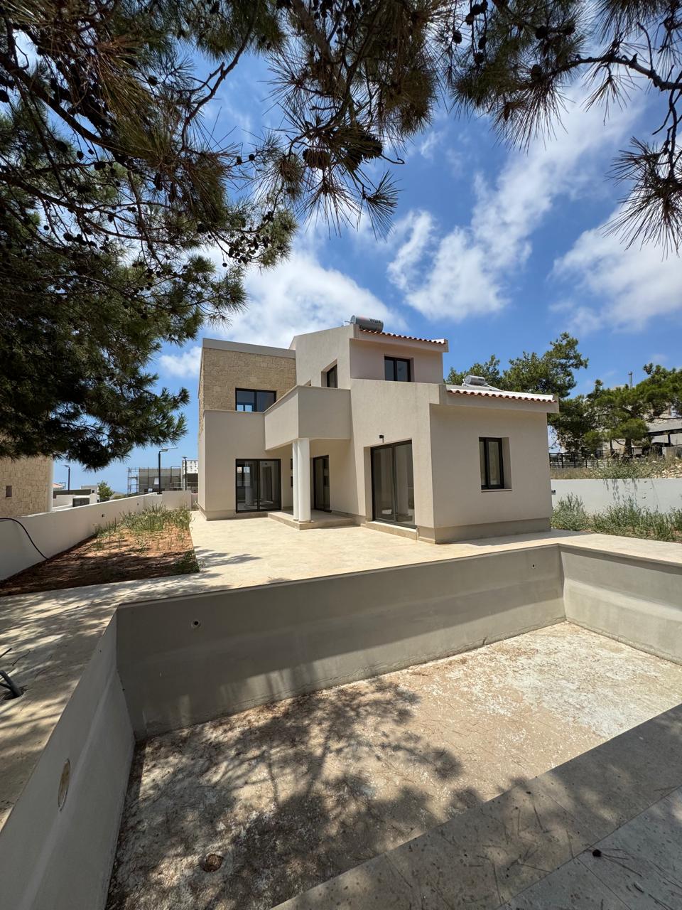 2 Bedroom House, Pissouri, Limassol