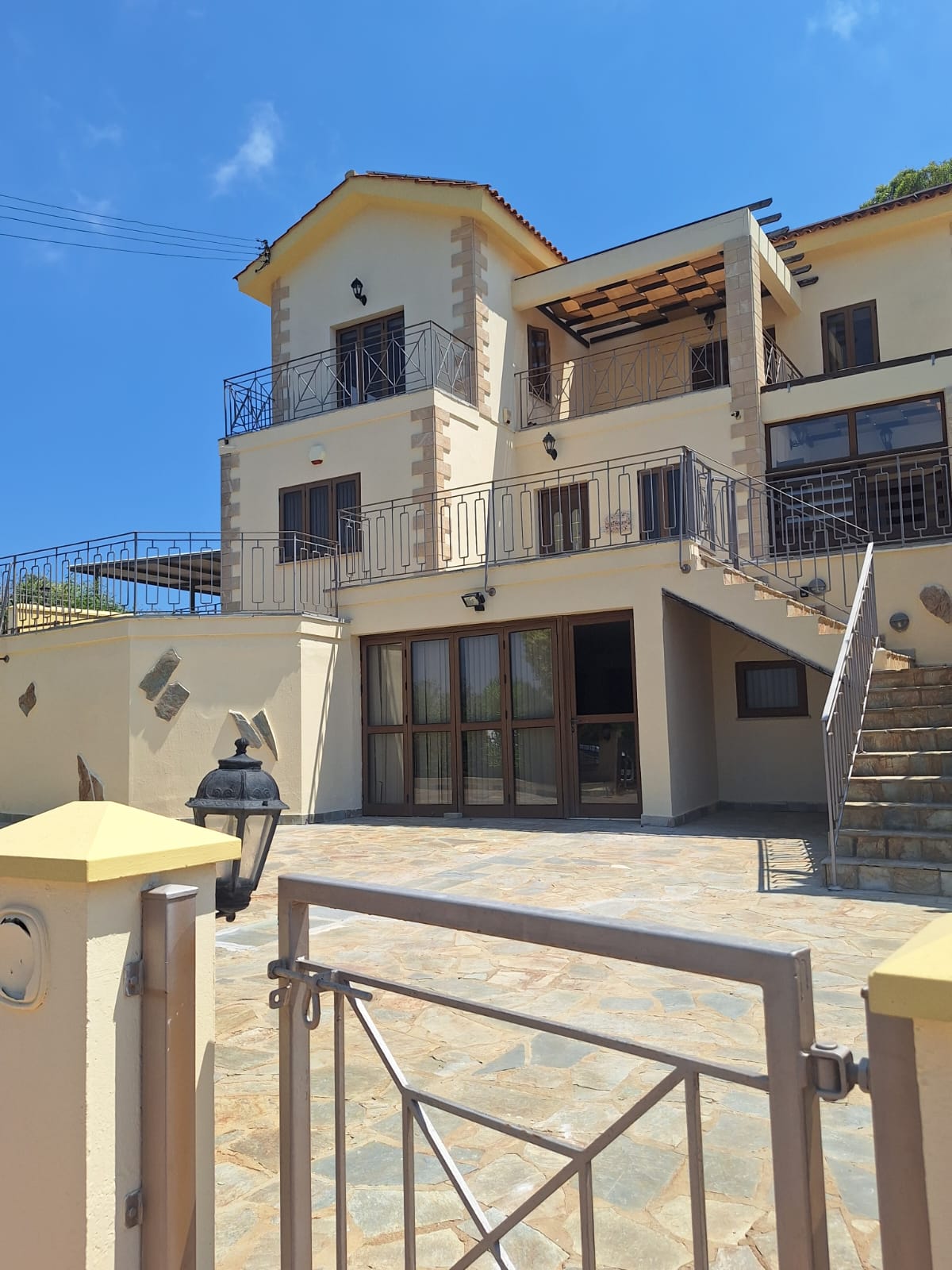 VILLA IN CAPE CAVO GRECO