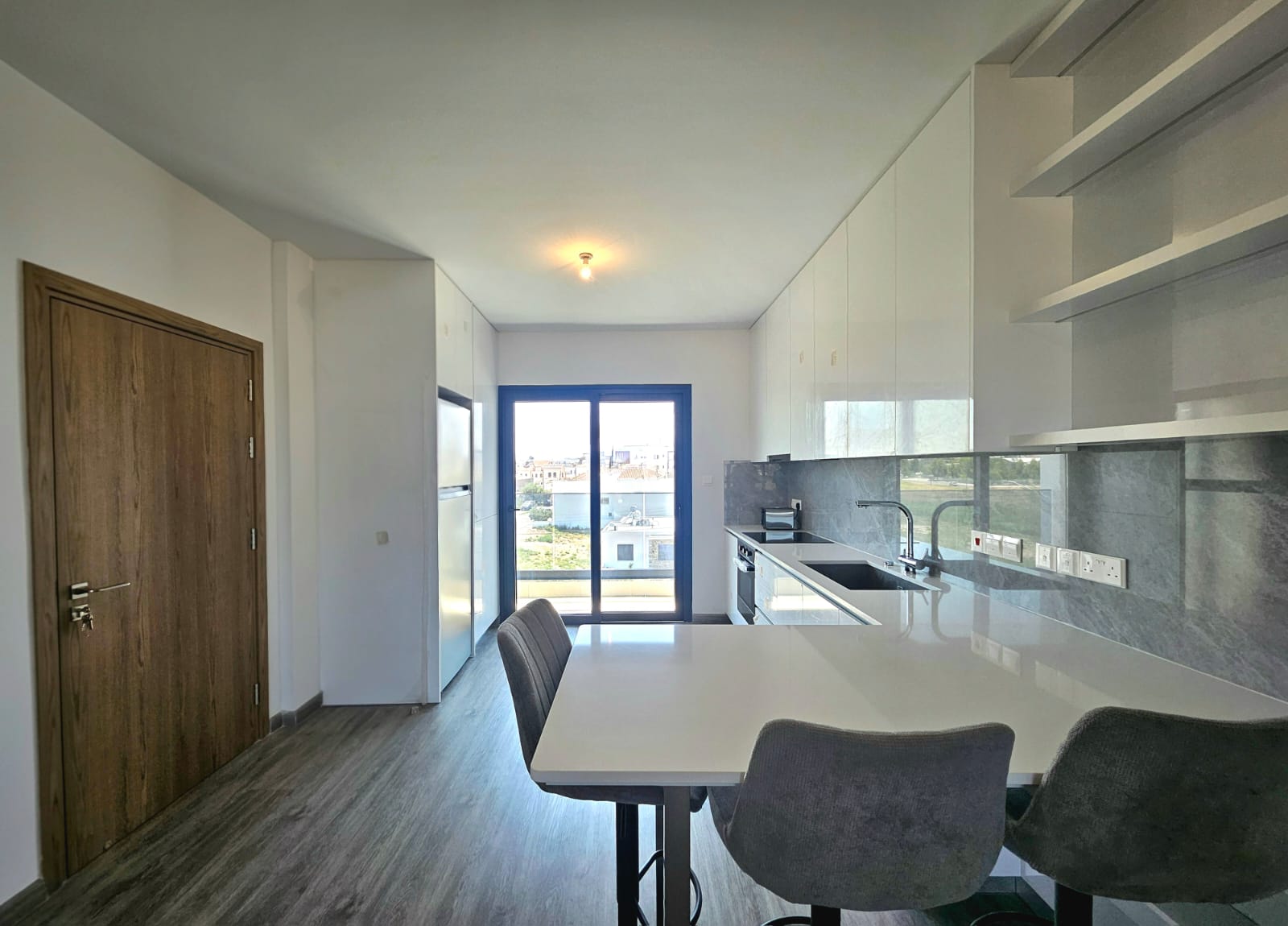 Modern 2-Bedroom Apartment in Vergina