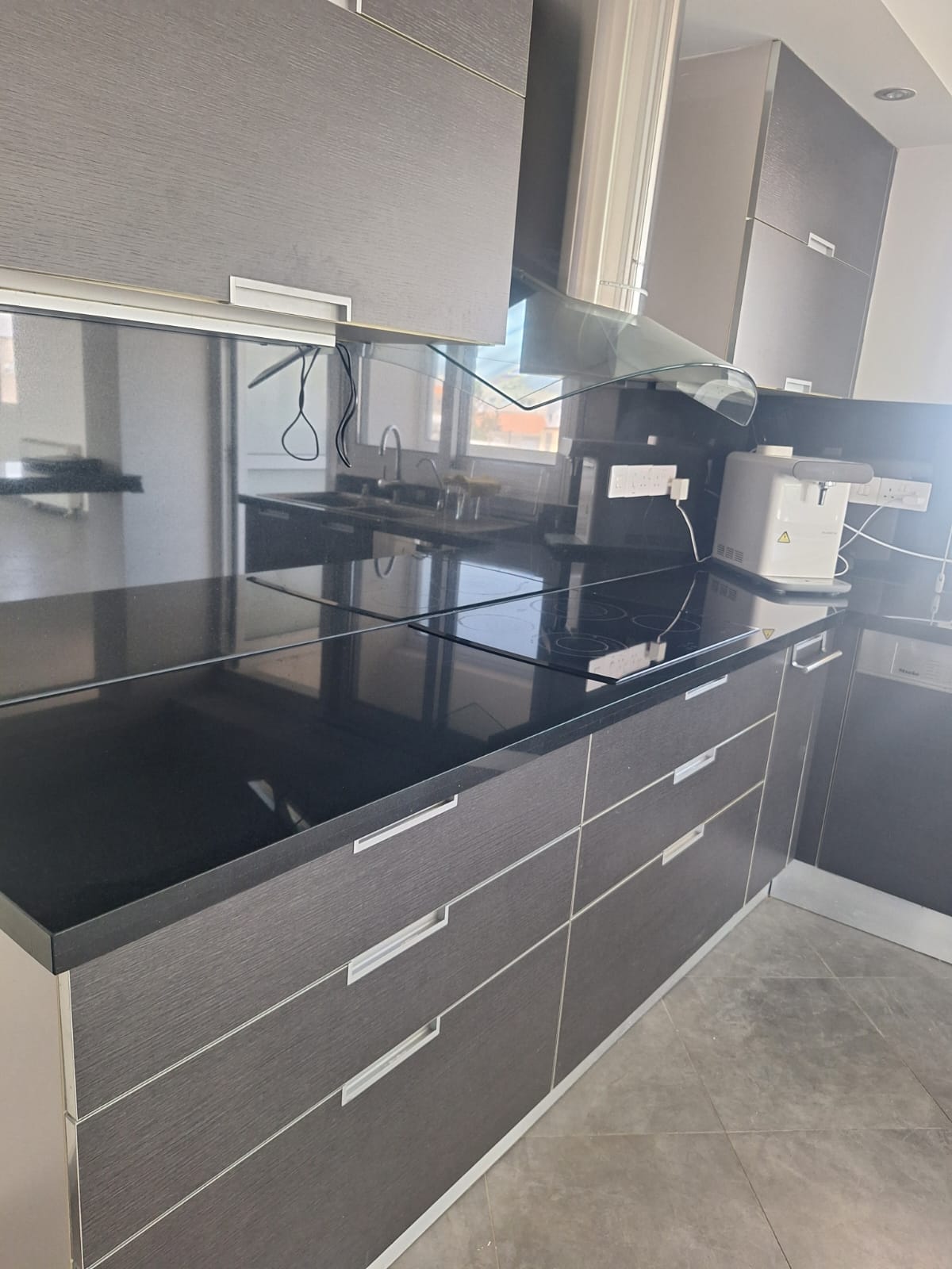 APARTMENT 3 BED STROVOLOS