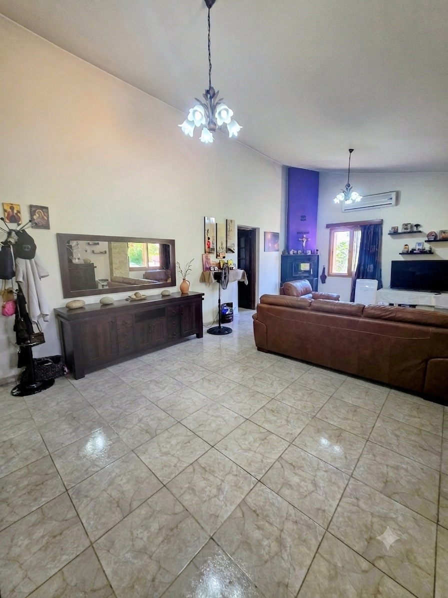 Expansive 4+1 Bedroom Detached House on a 660 m² Plot in Alassa, Limassol