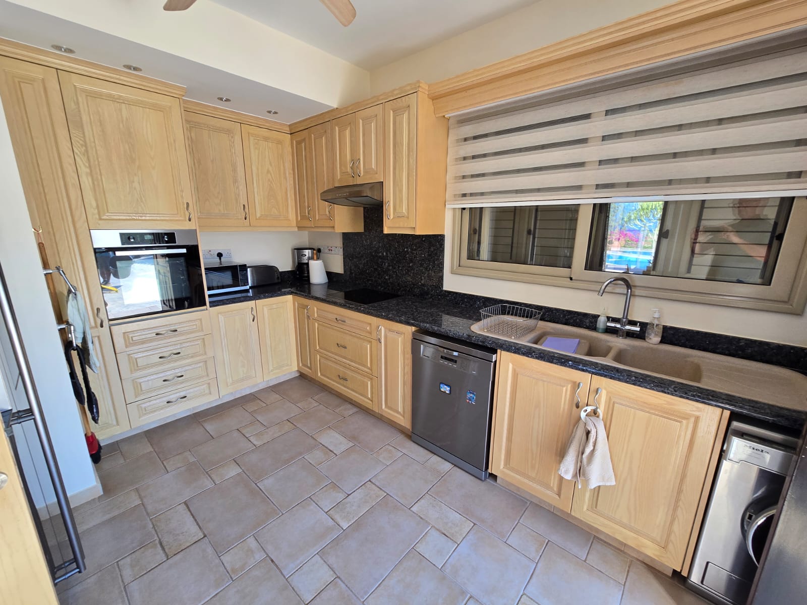 4 Bedroom Detached Villa For Sale in Sea Caves, Peyia