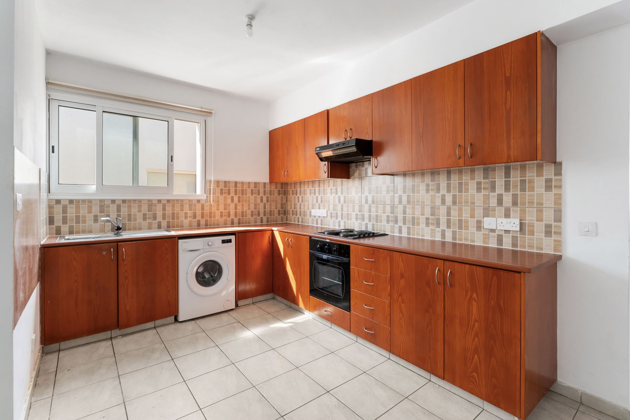 2 Bedrooms Apartment for Sale