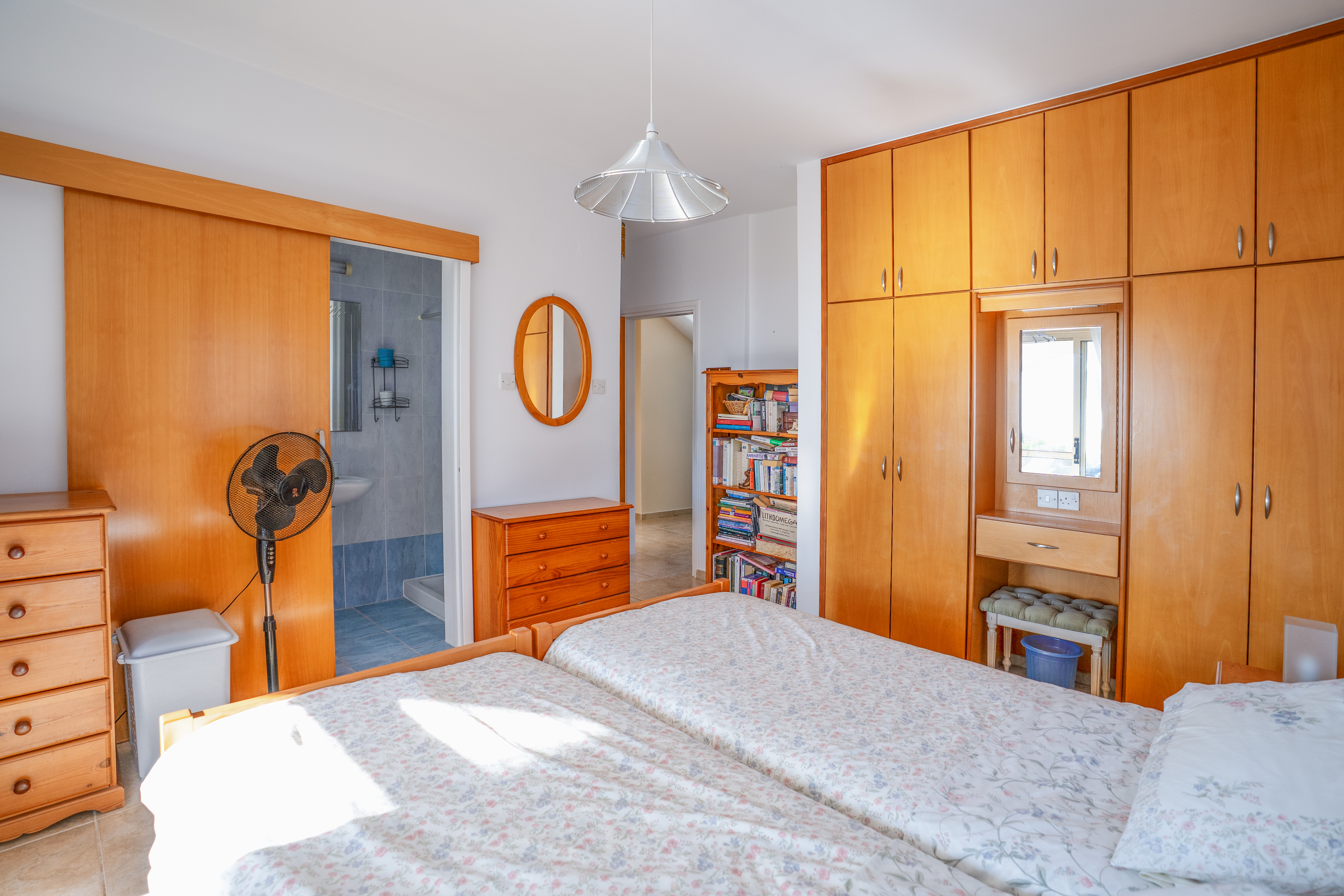 4 Bedroom Villa For Sale in Kathikas