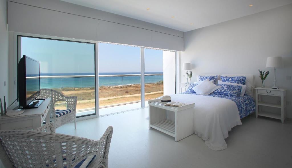 5 Bedroom Seafront villa in Protaras