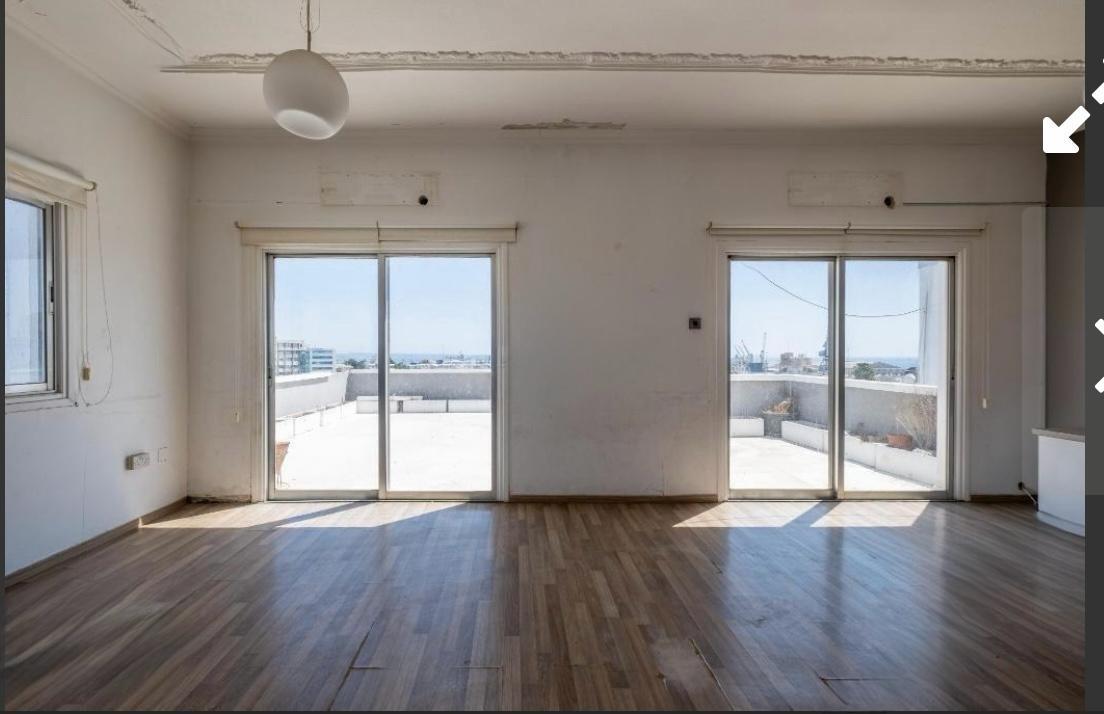 Spacious 3-Bedroom Seaview Apartment